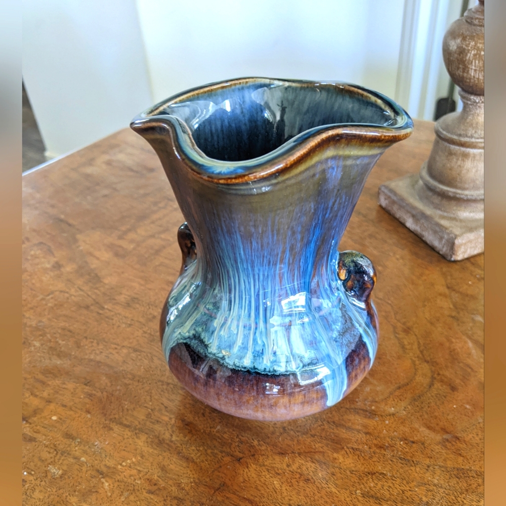 Artistic Artisan Bill Campbell Blue and Brown Ceramic Vase - Picture 5 of 6